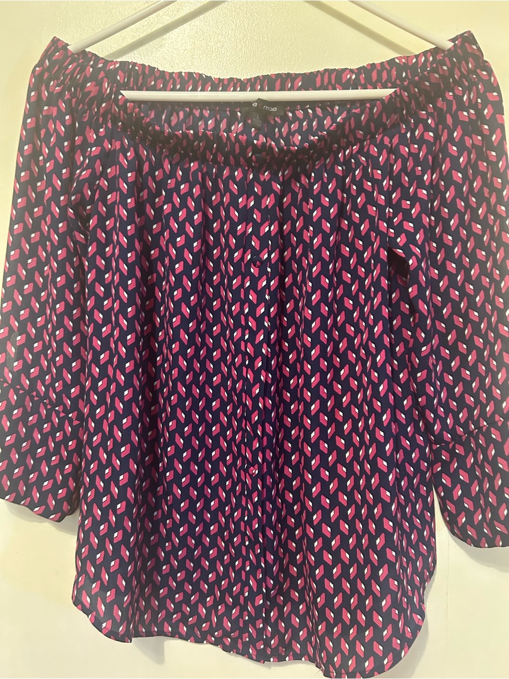 Moa Moa Navy Boho Off The Shoulder w/Pink Geometric Print Bell Sleeve Blouse L